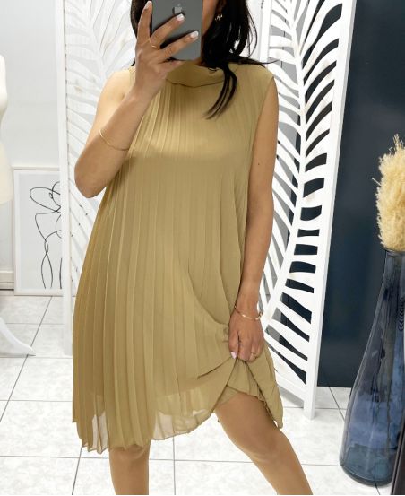 PLEATED DRESS EVASEE PE645 CAMEL