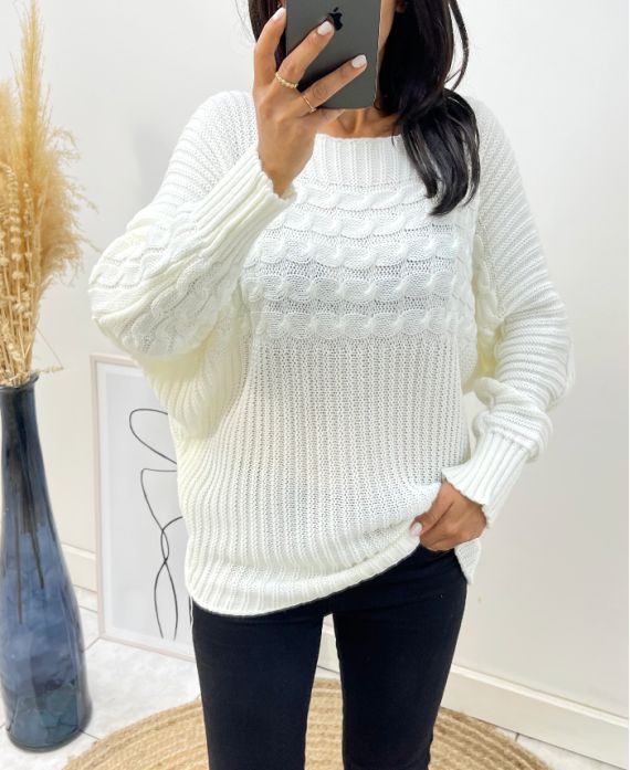 GEZWIRNTER PULLOVER AH143 WEISS