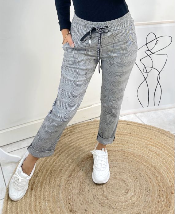 PANTALONES CASUALES A CUADROS AH426