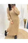 VESTIDO DE PUNTO DE CUELLO ALTO CON ABERTURA AW742 CAMEL