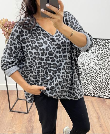 JERSEY LEOPARDO CON CUELLO EN V AH250018