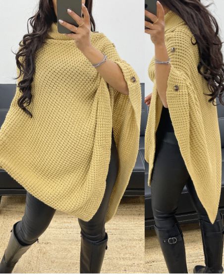 PONCHO DE PUNTO CON BOTONES AH894 CAMEL