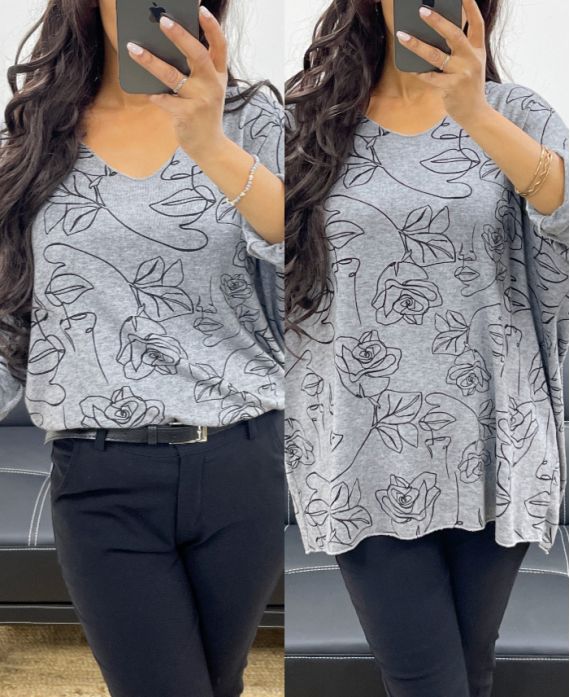 JERSEY LIGERO CON CUELLO EN V ESTAMPADO AH250270 GRIS