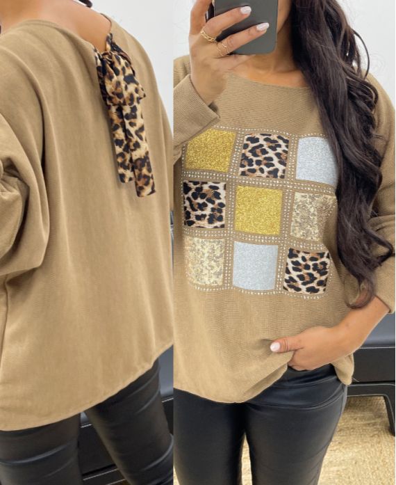 LEOPARD RHINESTONE BACK PULLOVER AH250278 CAMEL