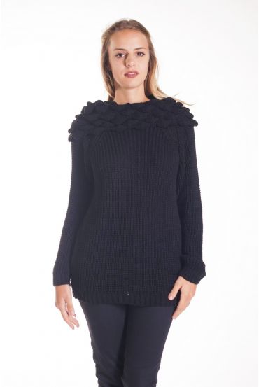 MAGLIA CON SCOLLO A PALLA 4205 NERO