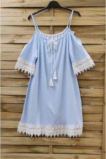 ROBE RAYEE A DENTELLE 0755 BLEU CLAIR