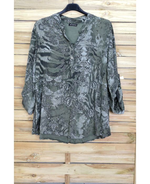 BLOUSE PRINT-RONDE HALS IS VOORZIEN VAN KNOPPEN 4036 MILITAIRE GROEN